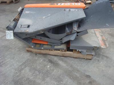 Hood and body panel for Hitachi ZW310 sold by OLM 90 Srl