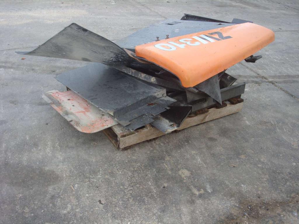 Hood and body panel for Hitachi ZW310 Photo 2
