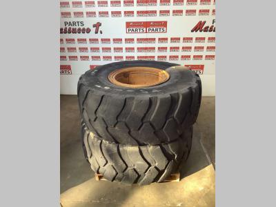 Tire with rim for Caterpillar 924G sold by Massucco T. Srl Area Ricambi