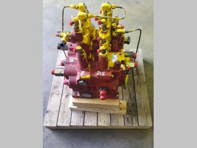 Hydraulic distributor for New Holland E 215 sold by PRV Ricambi Srl