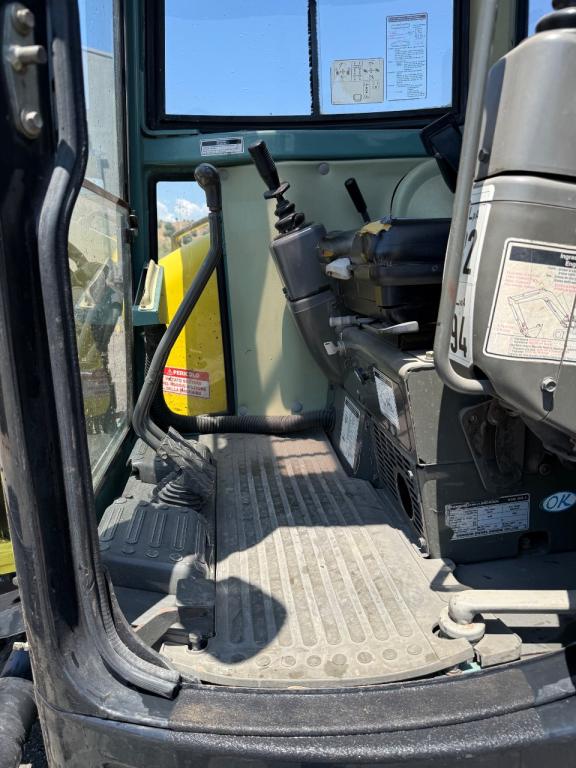 Yanmar Vio 50 Photo 11
