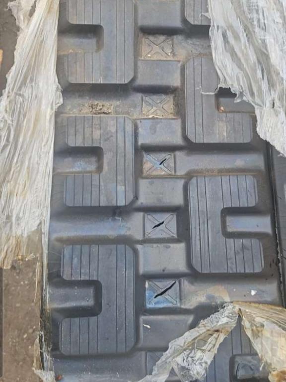 320 86 52T Rubber tracks for Takeuchi TL150 Photo 1