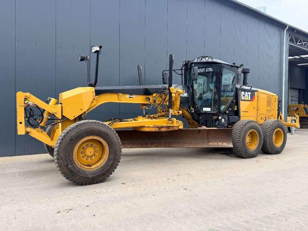 Caterpillar 140M3 Photo 10