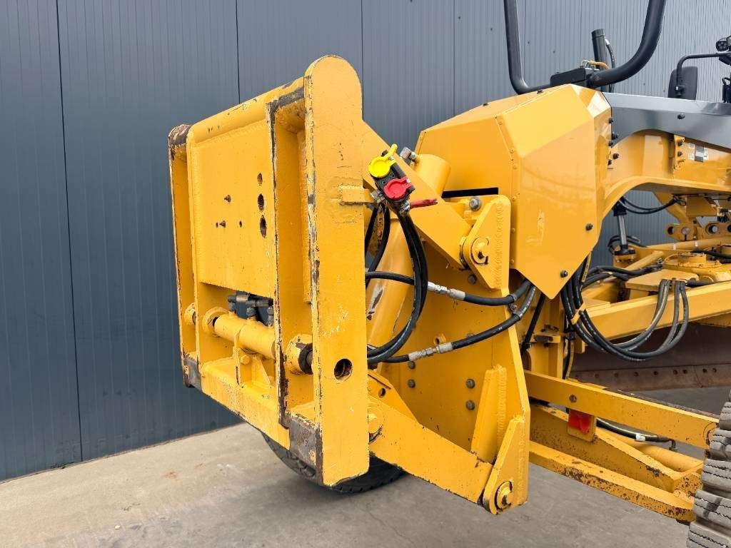 Caterpillar 140M3 Photo 12