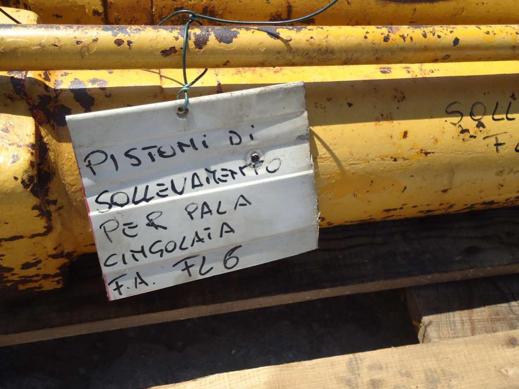 Lifting piston for Fiat FL6 Photo 4