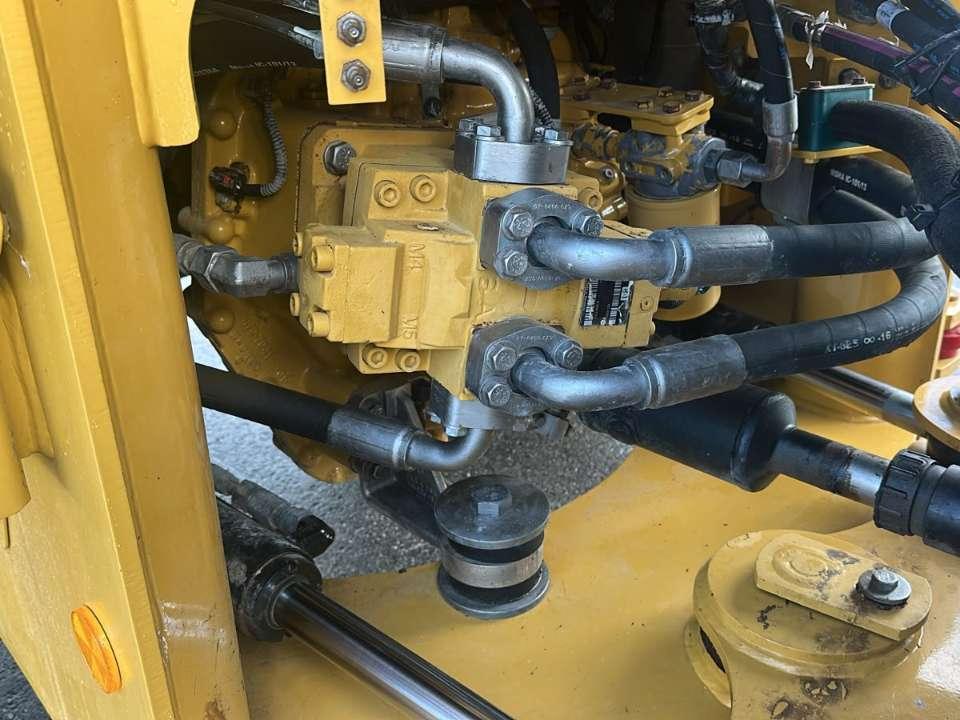 Caterpillar 926F Photo 10