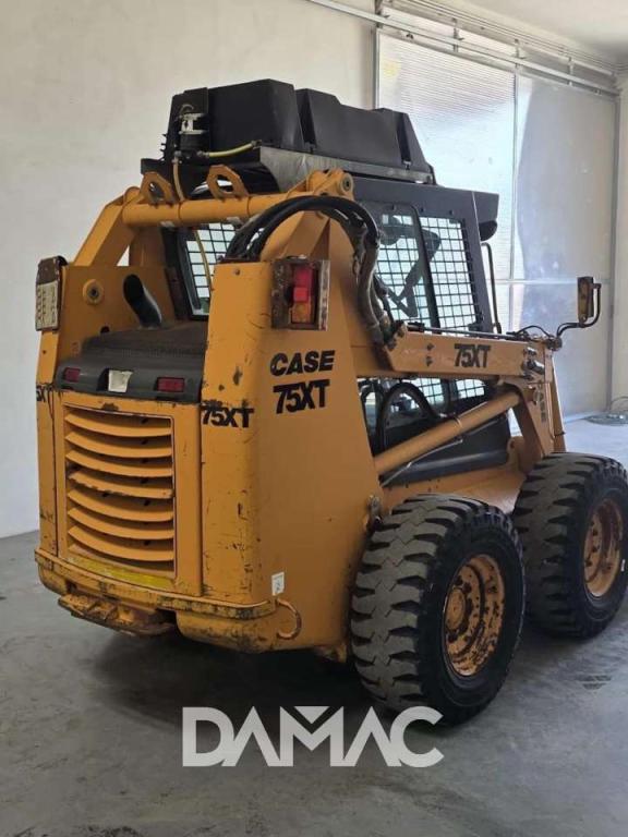 Case 75XT Photo 5