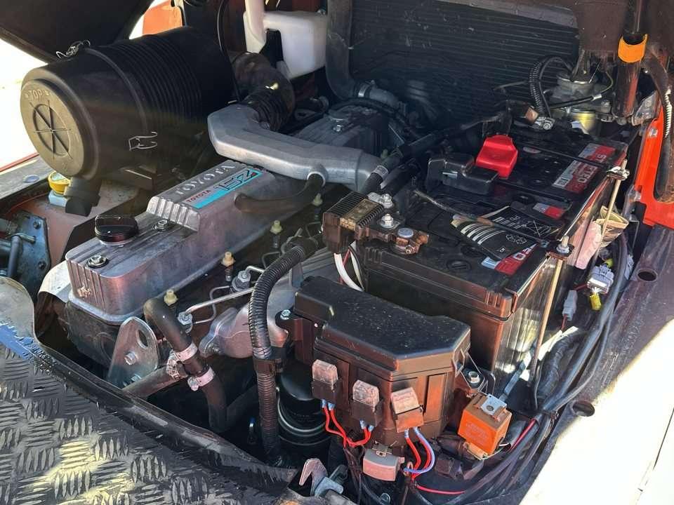 Toyota 42-7FDA50 Photo 7
