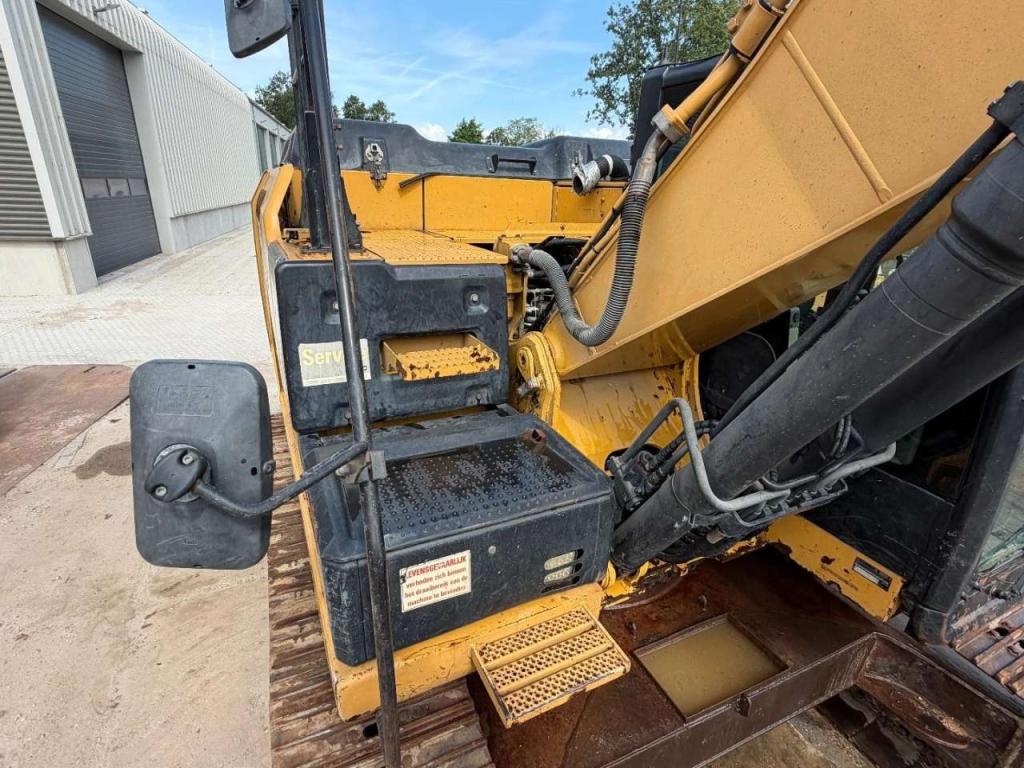 Caterpillar 323 EL Photo 26