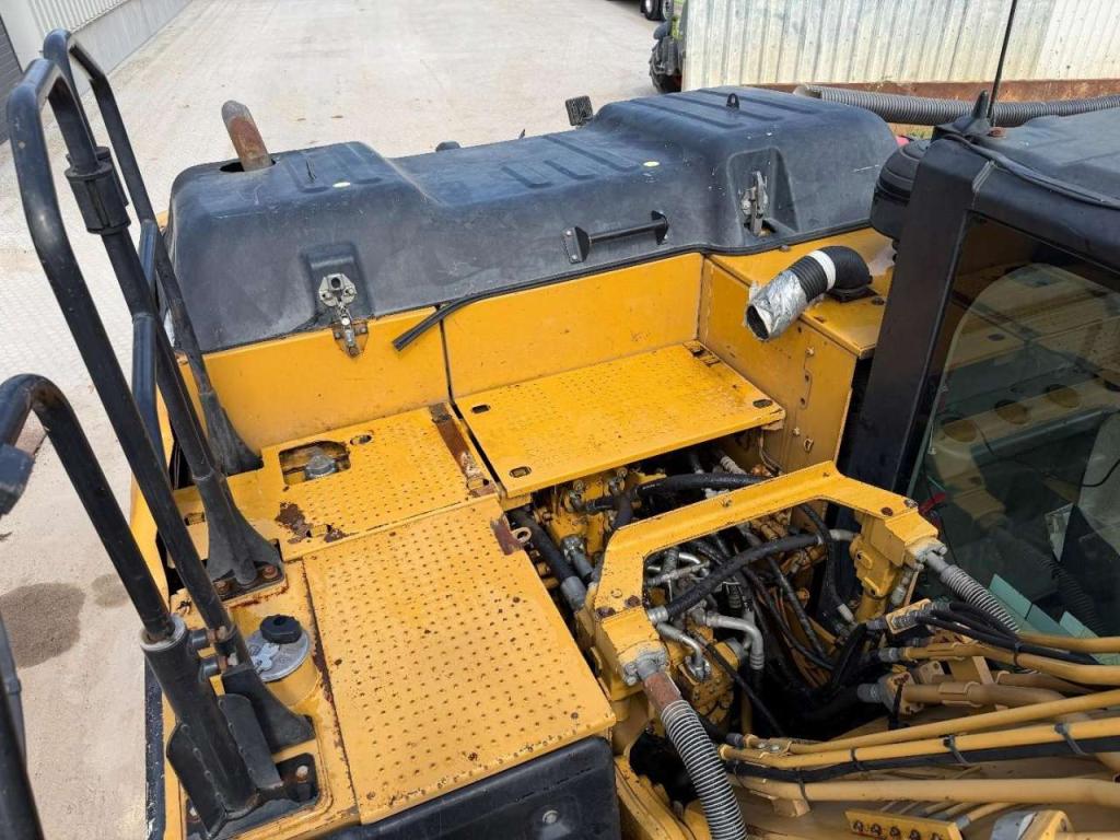 Caterpillar 323 EL Photo 27