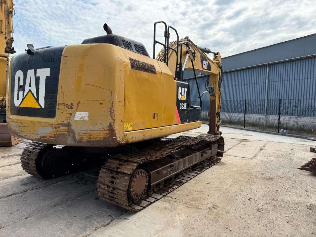 Caterpillar 323 EL Photo 6