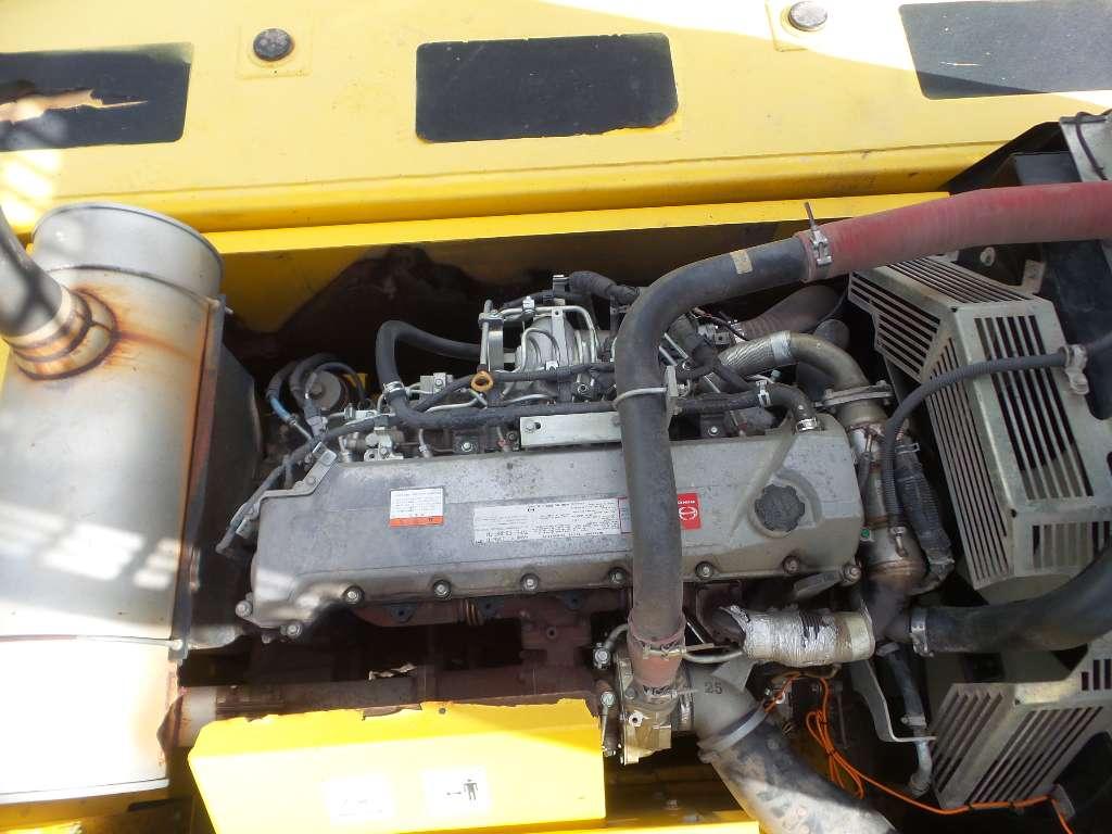 New Holland E 385 B Photo 4