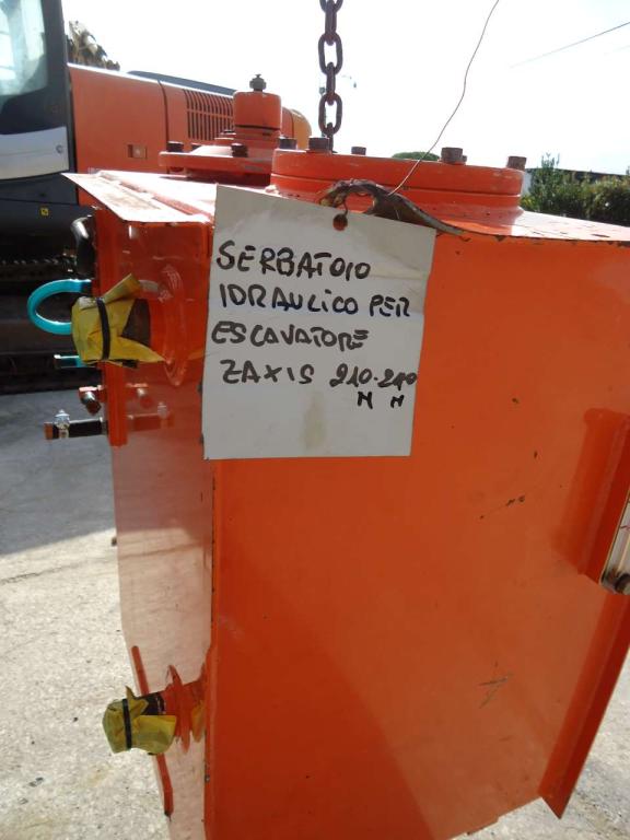 Oil tank for Hitachi ZAXIS 210N - 240N Photo 2