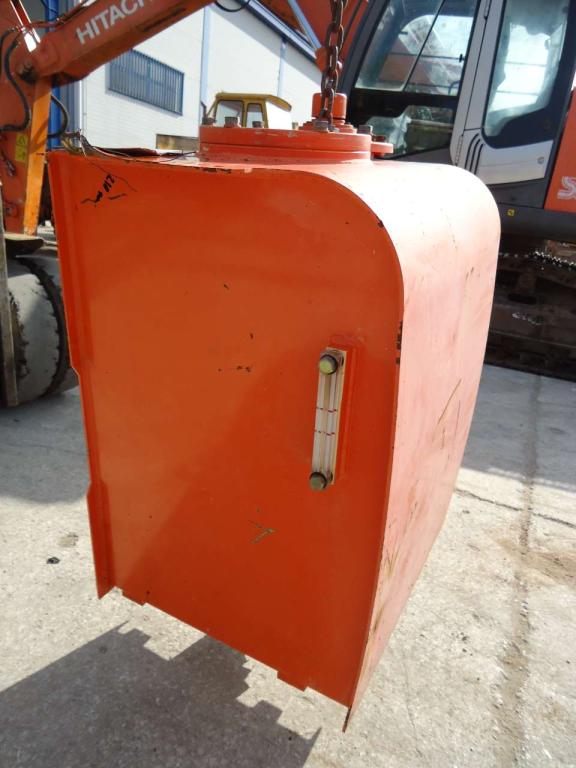 Oil tank for Hitachi ZAXIS 210N - 240N Photo 4