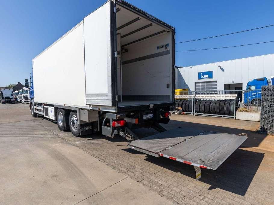 Scania R410 6X2+CHEREAU+CARRIER 1150 U MT-TRI-TEMP+DHOLLANDIA 2.5T. Photo 22