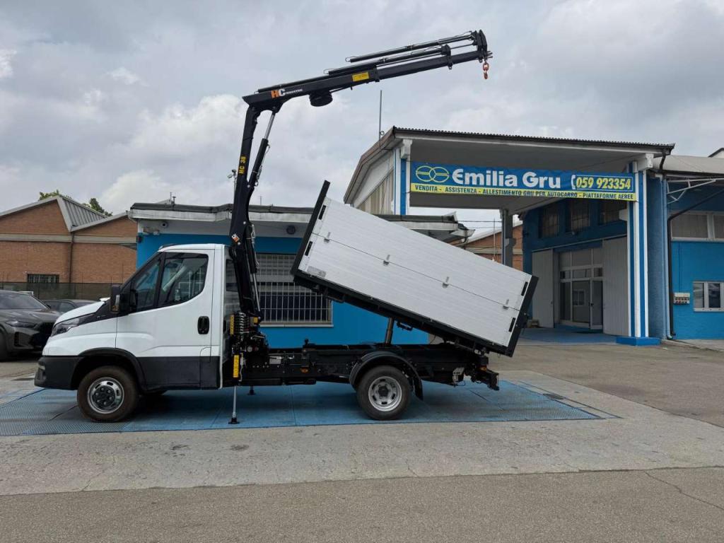 Iveco Daily 35-160con Gru HC 38 A3 Photo 3