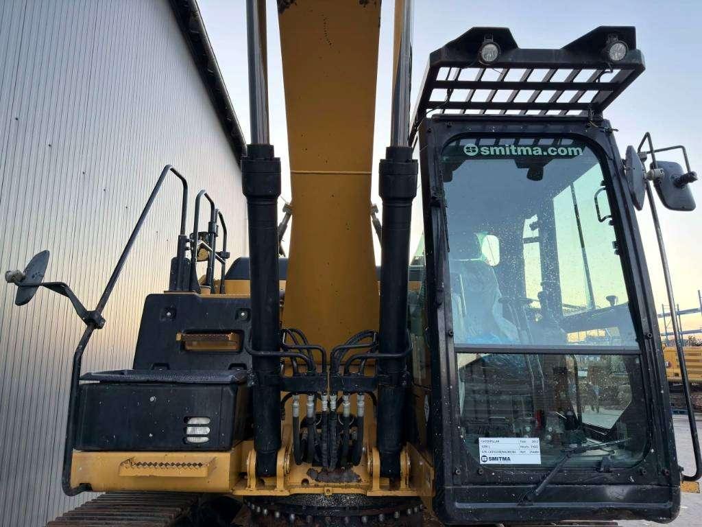 Caterpillar 320E L Photo 13