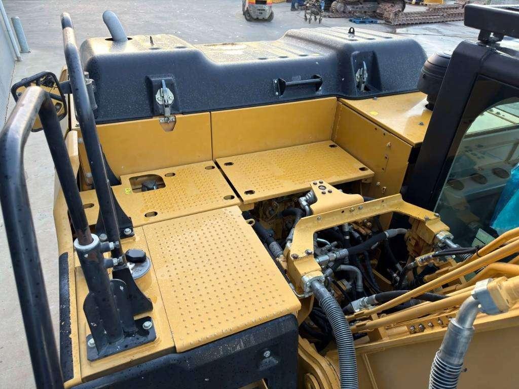 Caterpillar 320E L Photo 21