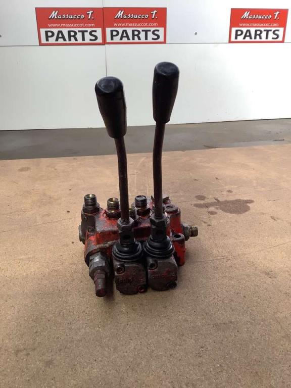 Hydraulic distributor for Silla 800 Photo 1