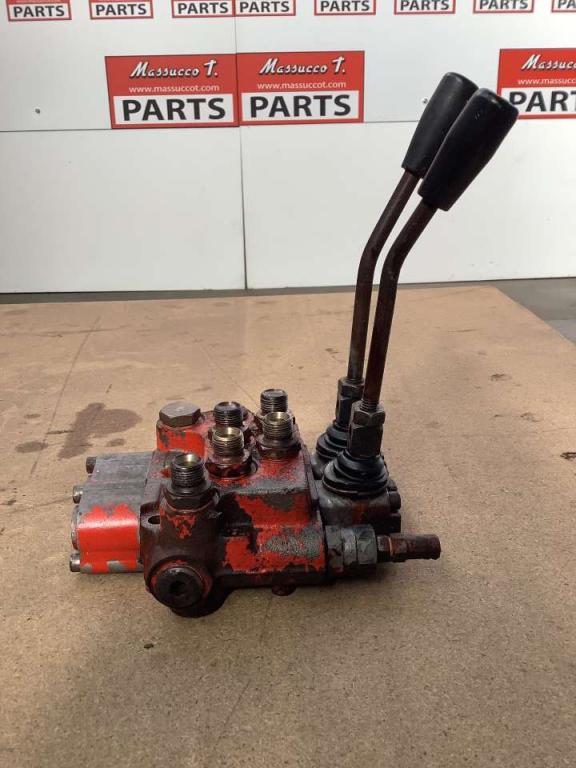 Hydraulic distributor for Silla 800 Photo 2