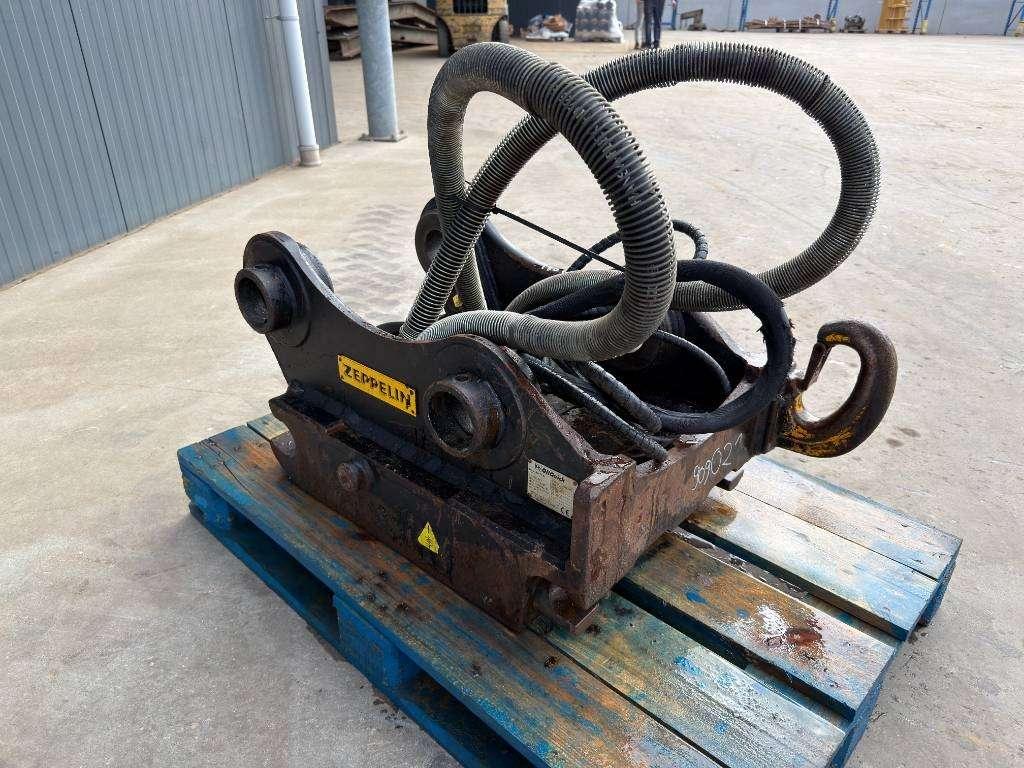 OilQuick OQ70/55 - M318D / 320D / 320E / 320F / 323D / 323E Photo 3