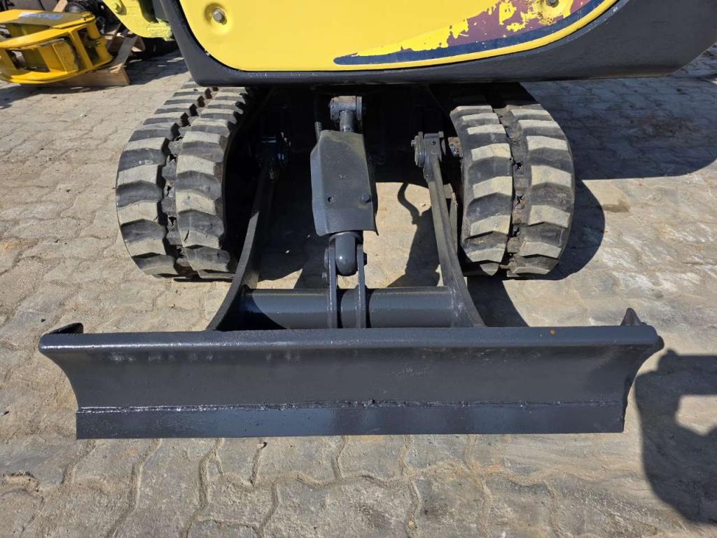 Yanmar SV 17 Photo 12
