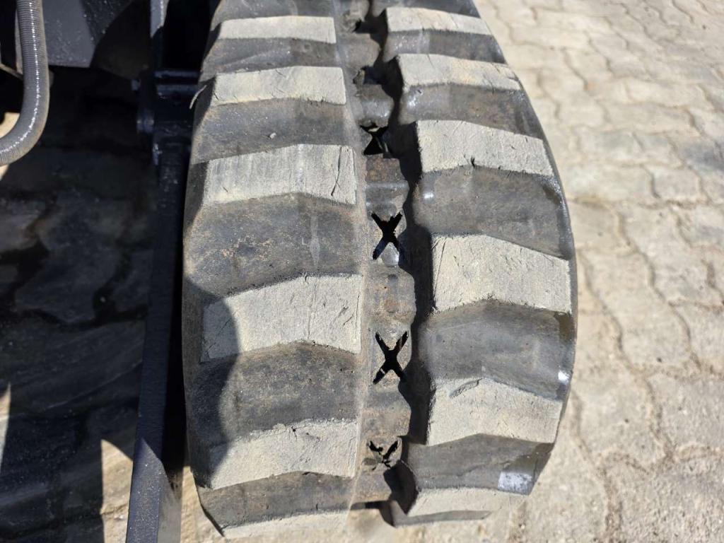 Yanmar SV 17 Photo 13