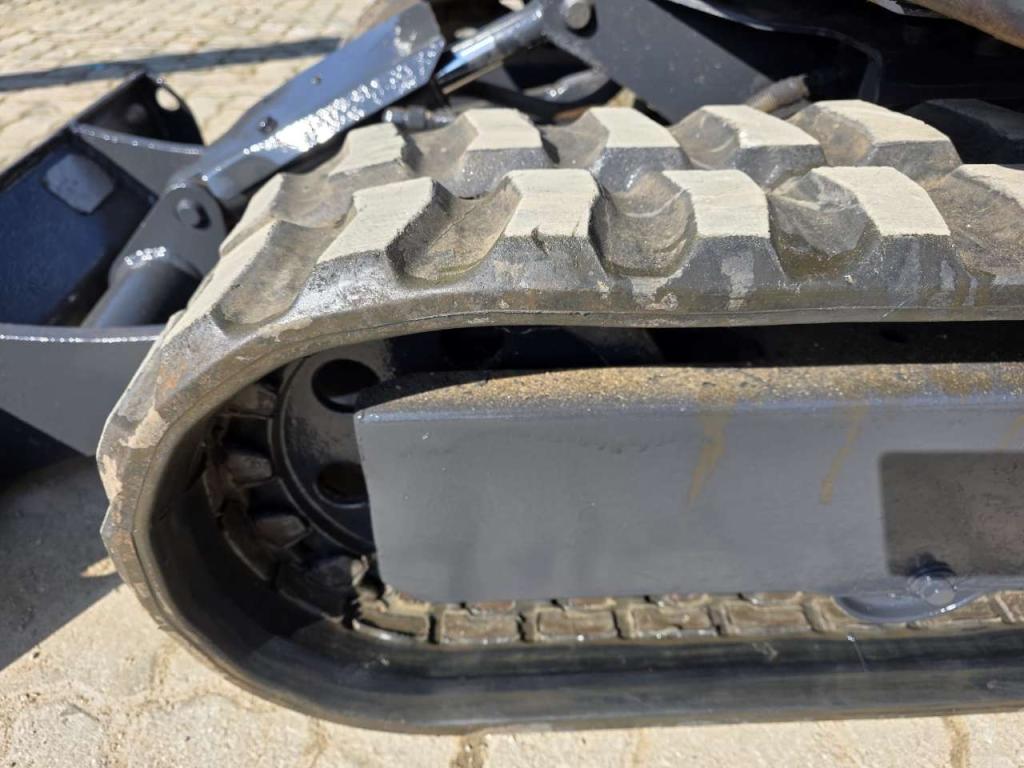 Yanmar SV 17 Photo 14