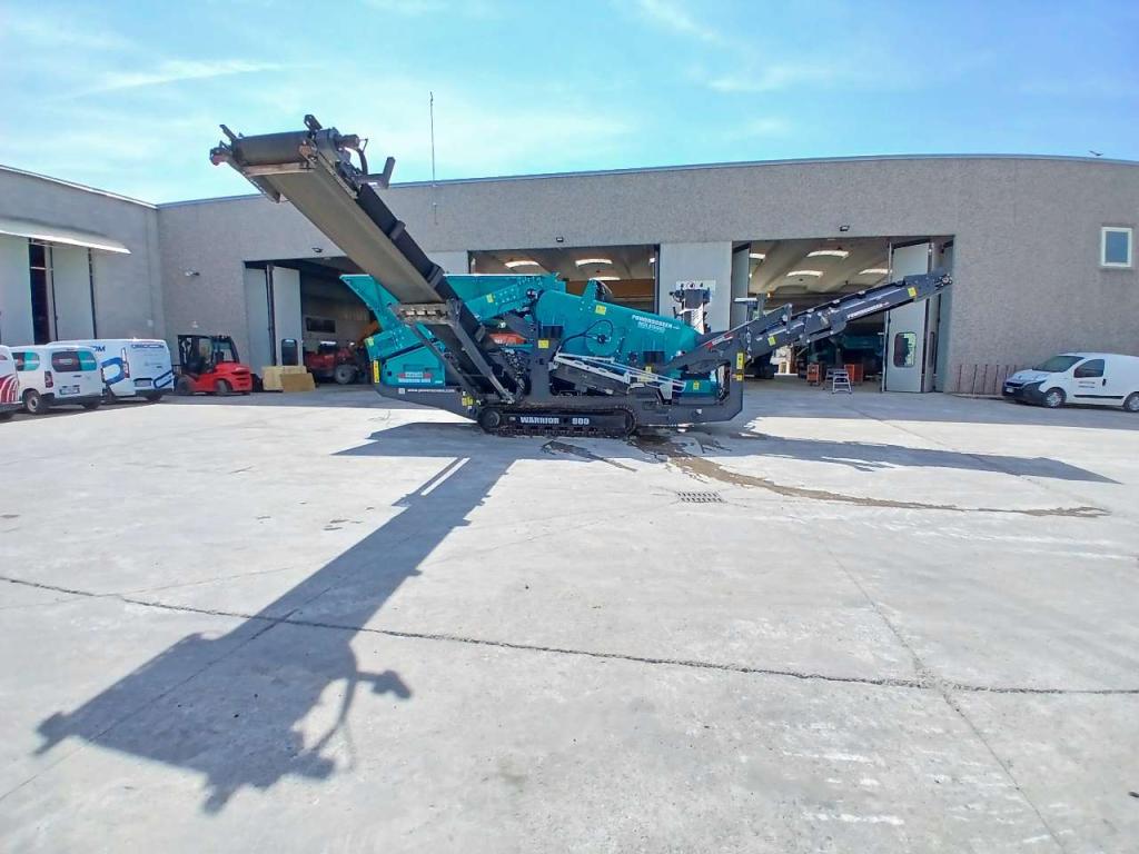 Powerscreen Warrio 800 Photo 1