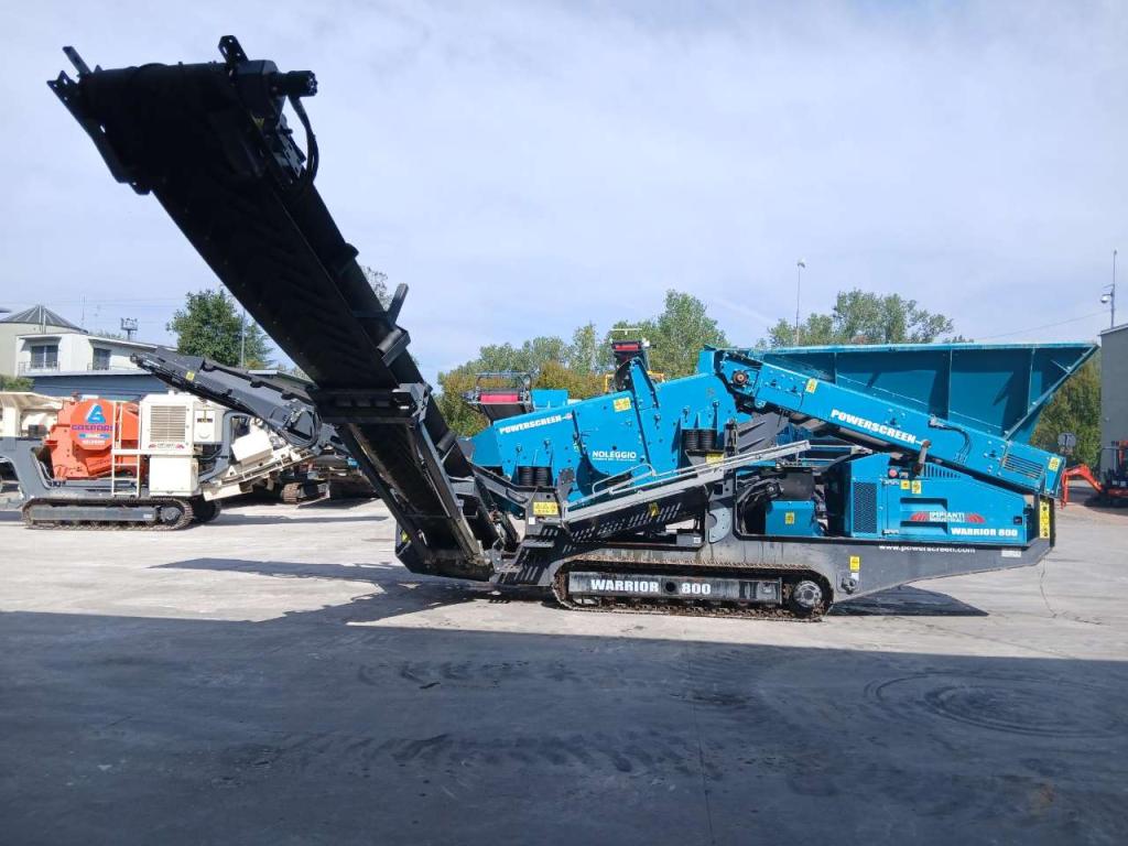 Powerscreen Warrio 800 Photo 2