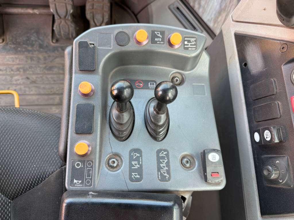 Caterpillar 972M - Automatic Greasing / Camera Photo 10
