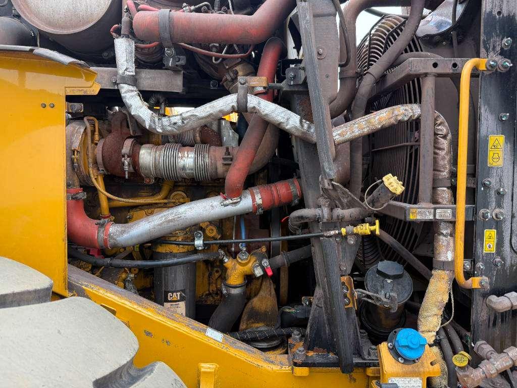 Caterpillar 972M - Automatic Greasing / Camera Photo 28