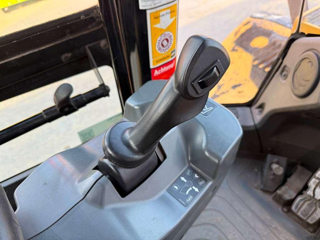 Caterpillar 972M - Automatic Greasing / Camera Photo 9