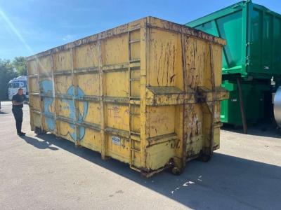 CONTAINER SCARRABILE USATO A CIELO APERTO sold by Aurora Srl