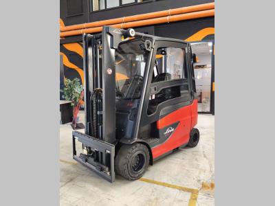 Linde E30HL-01/600 sold by Uni.Trucks Srl