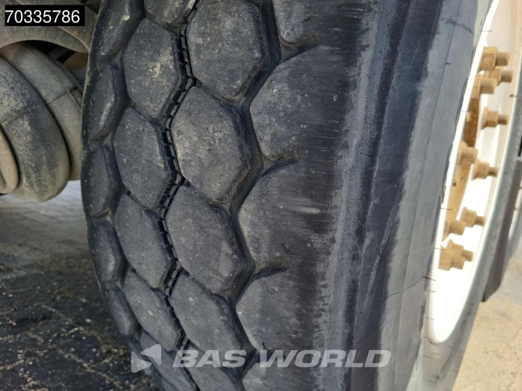 Schmitz SGF*S3 ISO Lift Axle Photo 13