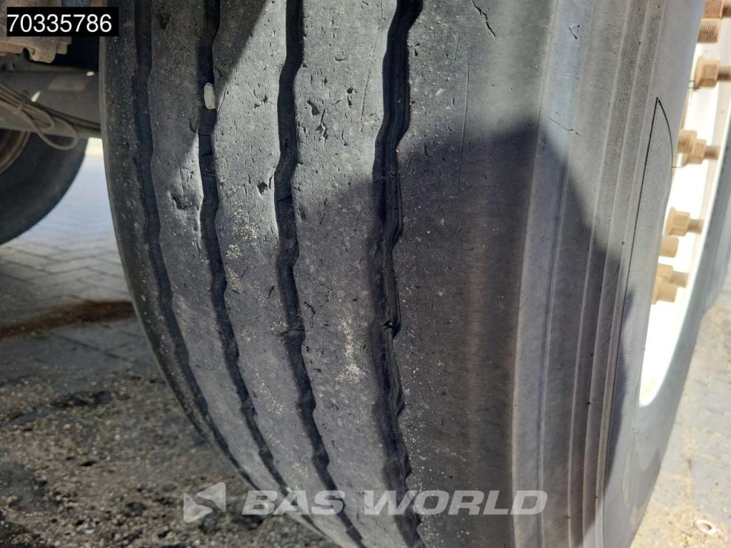 Schmitz SGF*S3 ISO Lift Axle Photo 14