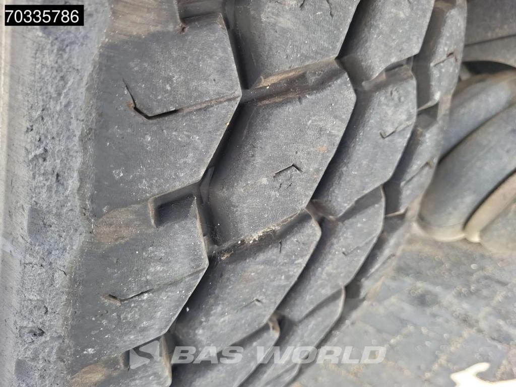 Schmitz SGF*S3 ISO Lift Axle Photo 18