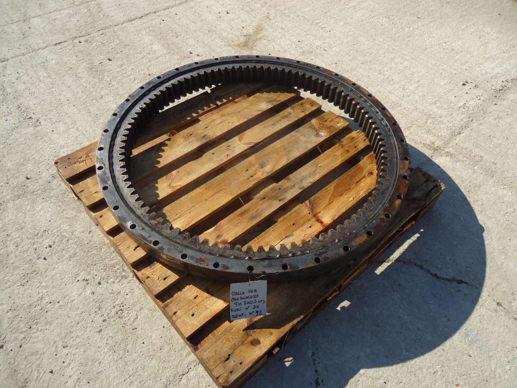 Slewing ring for Fiat Hitachi FH200.3 MT.3 Photo 3