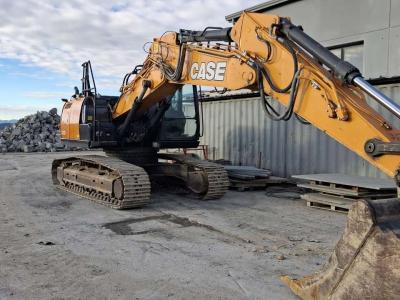 Case CX240D TRIPLICE sold by Iveco Orecchia Spa