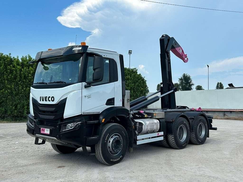 Iveco TRAKKER T-WAY AD380T NUOVO SCARRABILE Photo 1