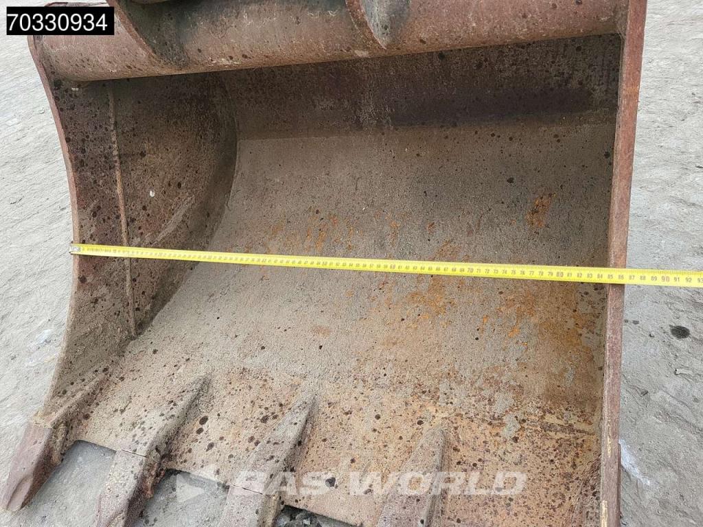 Hyundai R80 CR-9A Photo 16