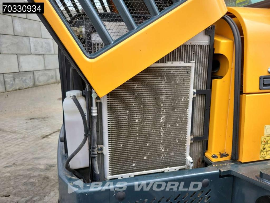 Hyundai R80 CR-9A Photo 22