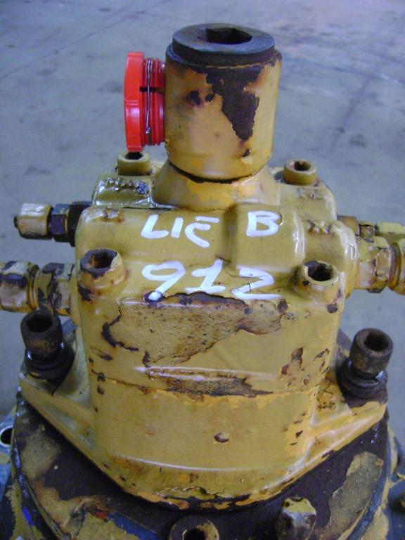 Turntable rotation motor for Liebherr 912 Litronic Photo 1