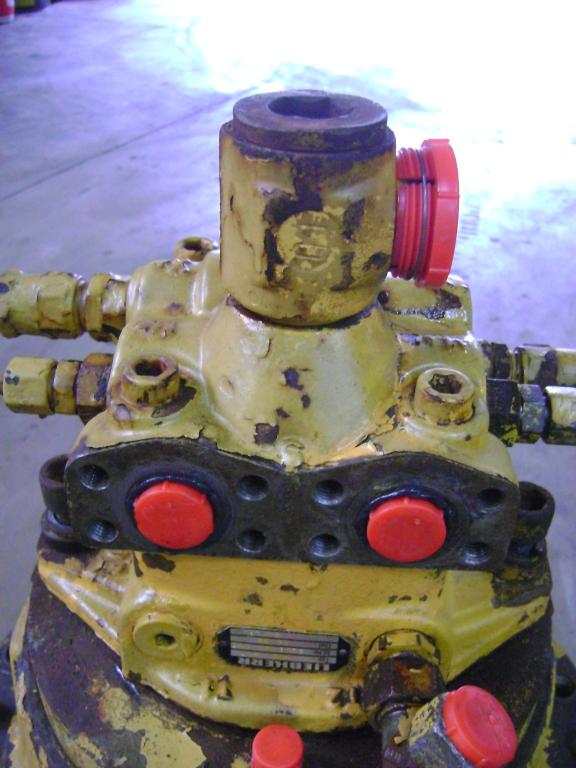 Turntable rotation motor for Liebherr 912 Litronic Photo 2