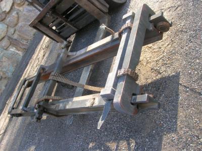 Mast for forklift for Linde H60 H70 H80 sold by PRV Ricambi Srl