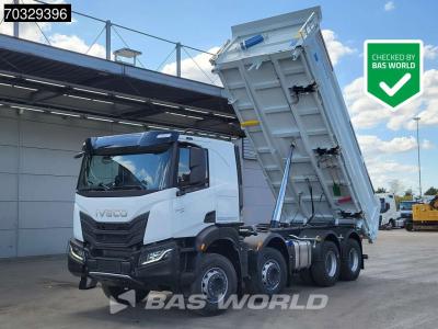 Iveco X-Way 500 8X4 NEW! 13m3 KH Dreiseitenkipper Full Steel Big Axle Euro 6 sold by BAS World B.V.