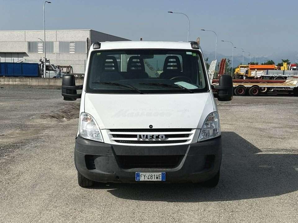 Iveco Daily - 29L 12 Photo 15