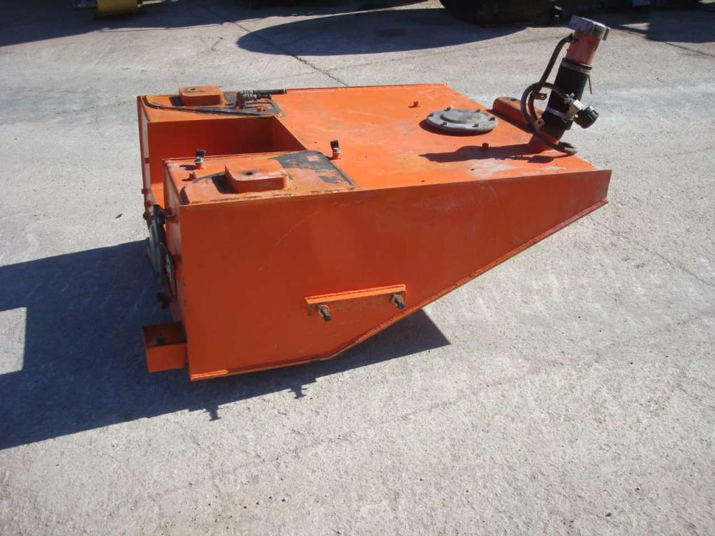 Diesel tank for PALA GOMMATA ZW310 Photo 1