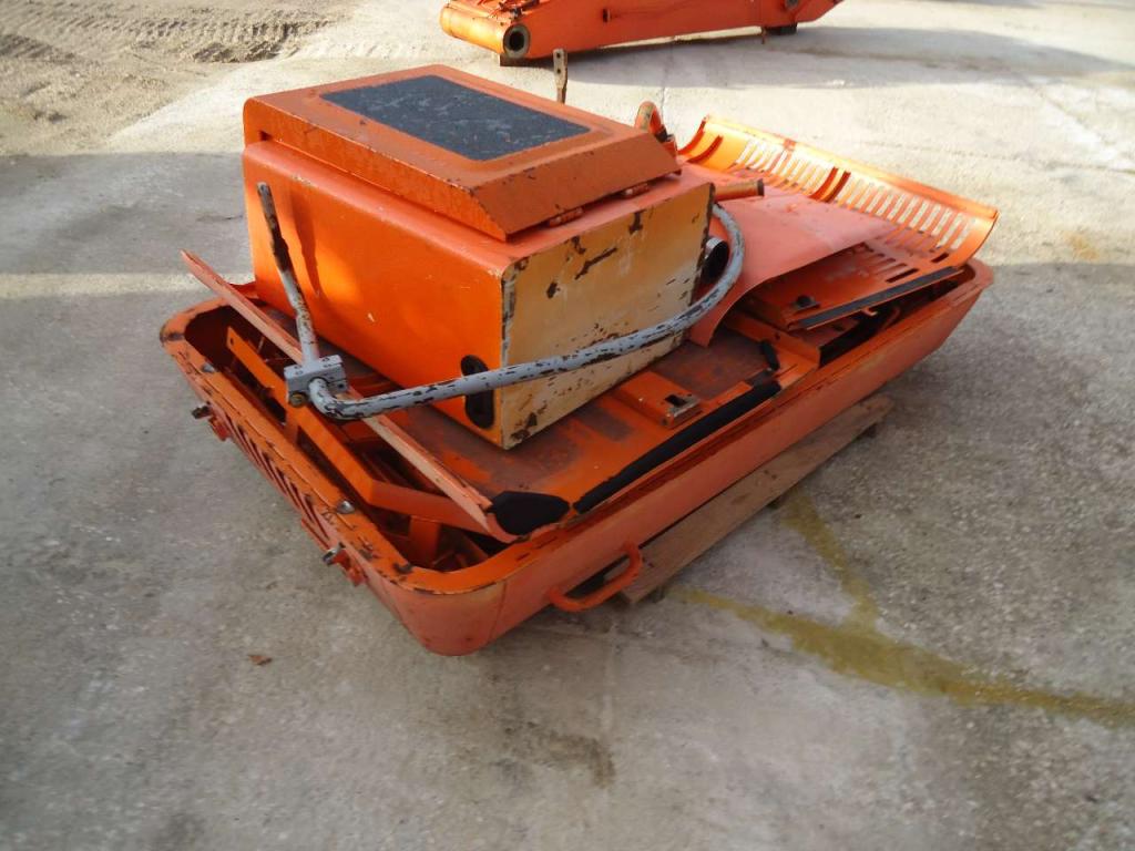 Hood and body panel for Fiat Hitachi EX215 Photo 3